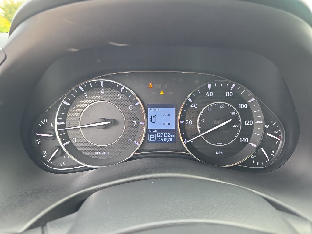 Used 2018 Nissan Armada Platinum w/ Captain Seat Package AWD/4WD image 23