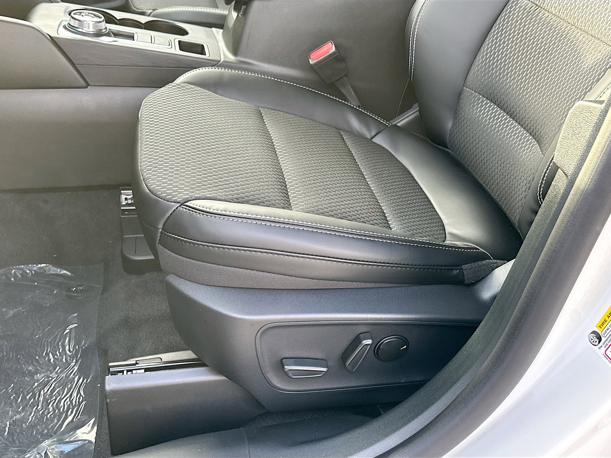 New 2026 Ford Escape SE image 14