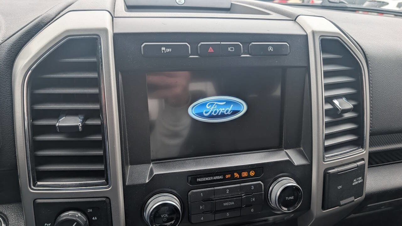 Used 2018 Ford F150 Lariat w/ Equipment Group 502A Luxury AWD/4WD image 22