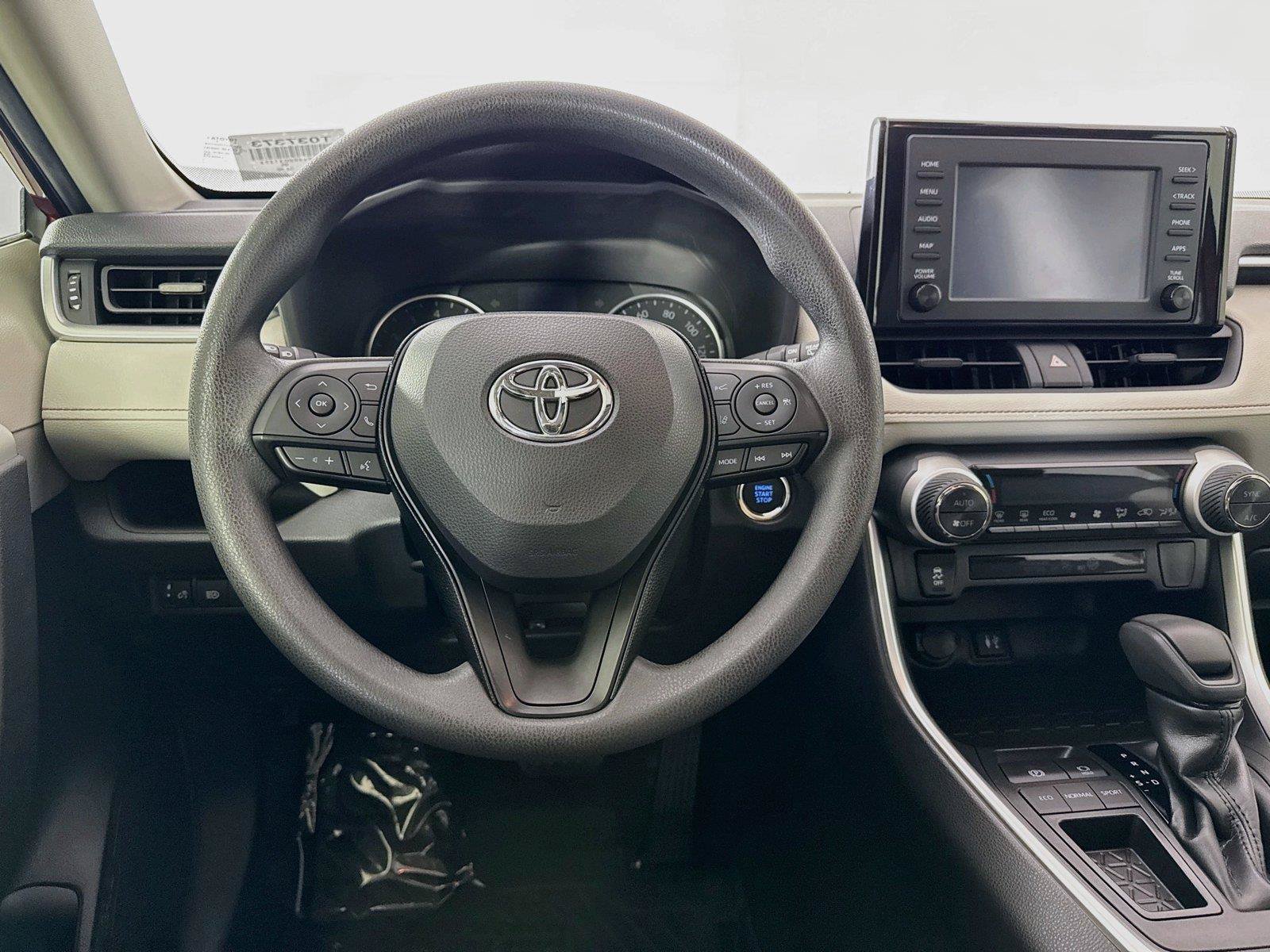 Used 2019 Toyota RAV4 XLE FWD image 29