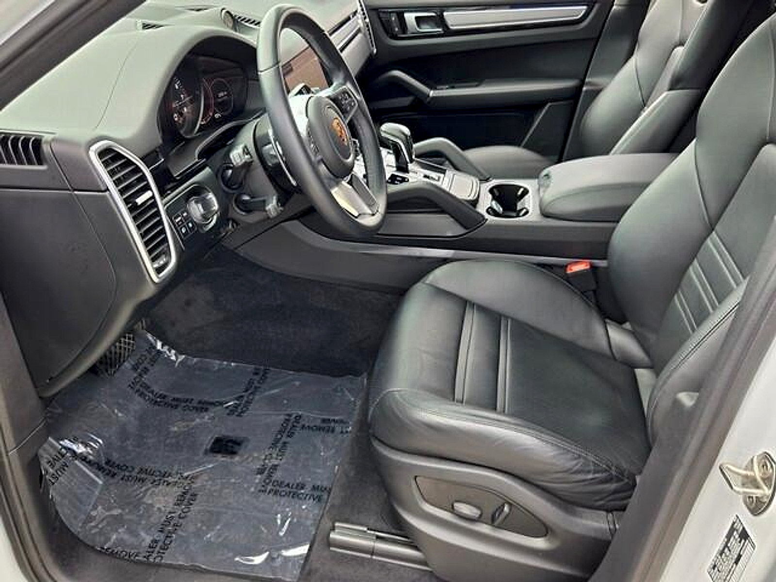 Used 2022 Porsche Cayenne Platinum Edition AWD/4WD image 10