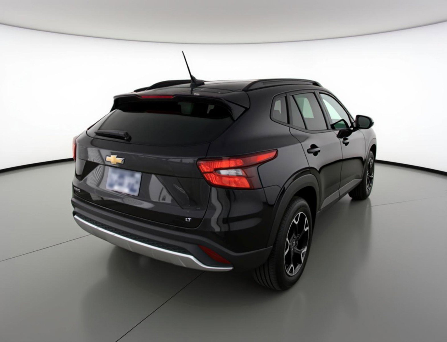 Used 2025 Chevrolet Trax LT image 9