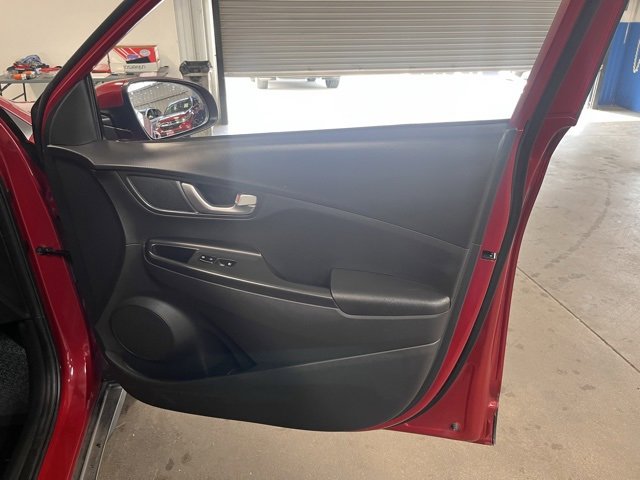 Used 2022 Hyundai Kona SEL w/ Convenience Package image 12