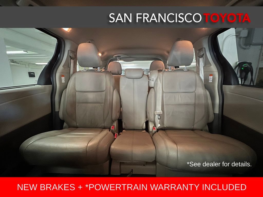 Used 2016 Toyota Sienna XLE Premium FWD image 14