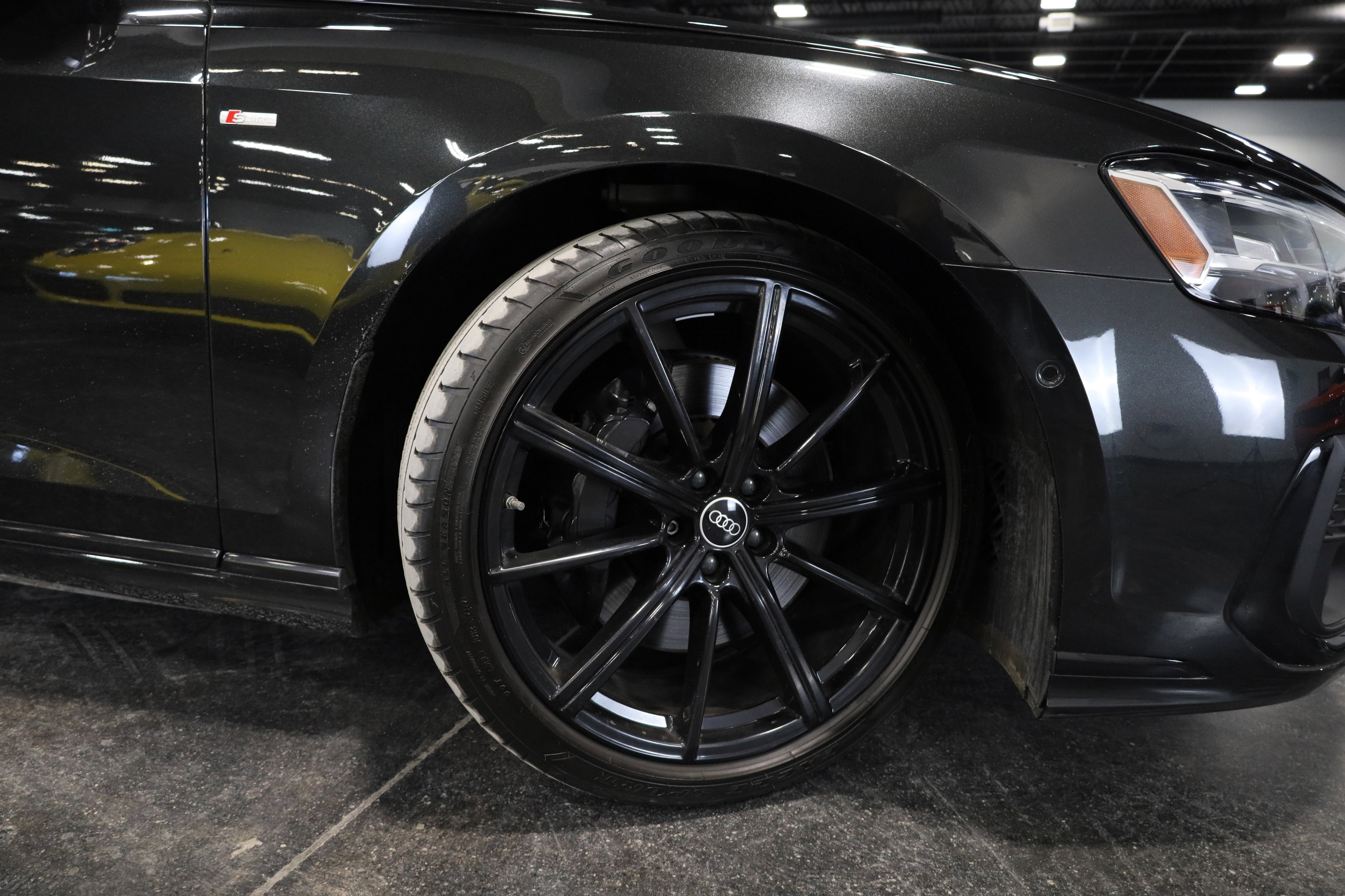 Used 2022 Audi A8 L 3.0T w/ Executive Package image 13