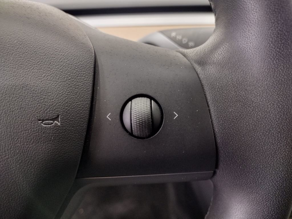 Used 2019 Tesla Model 3 image 19