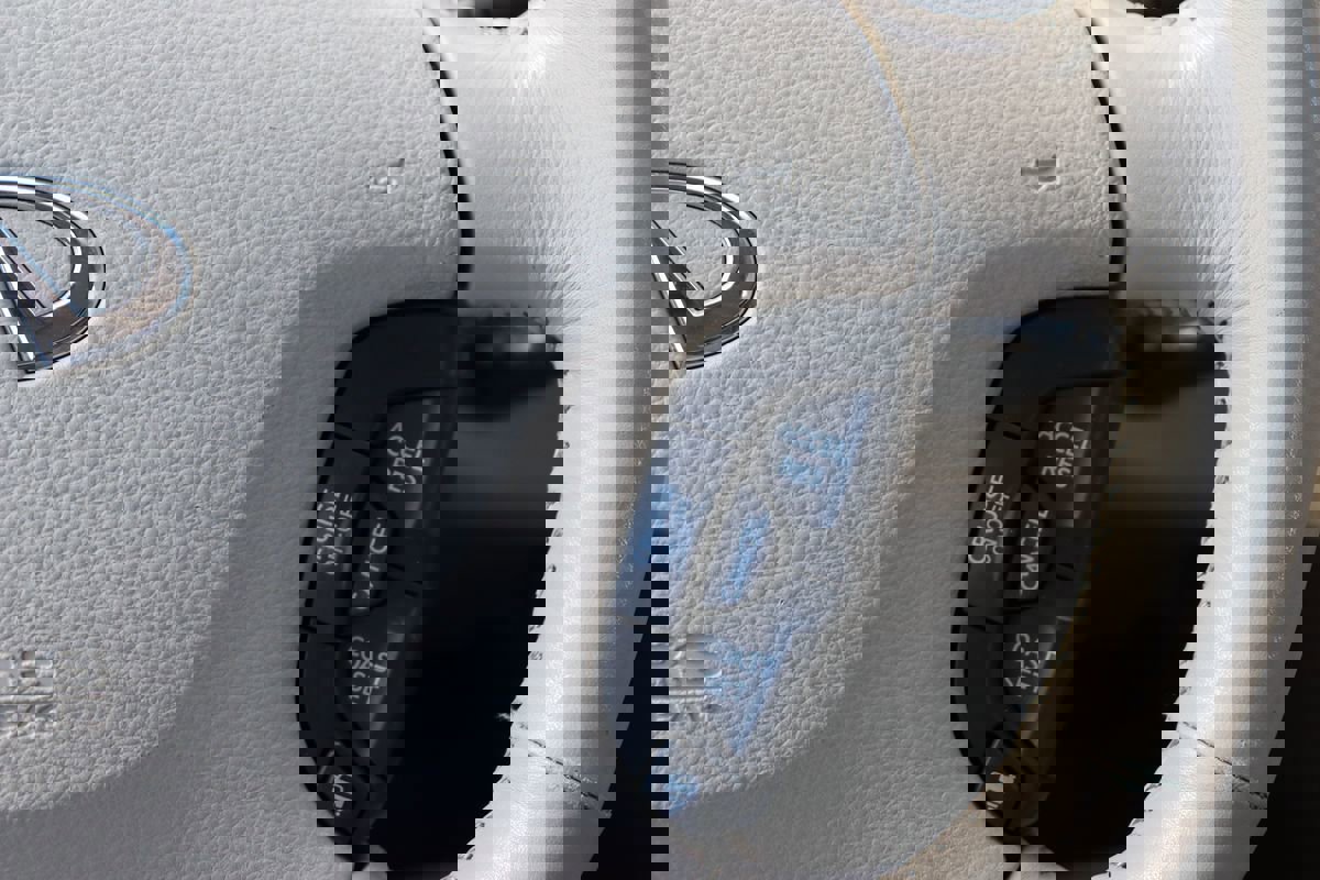 Used 2004 INFINITI Q45 Premium image 21