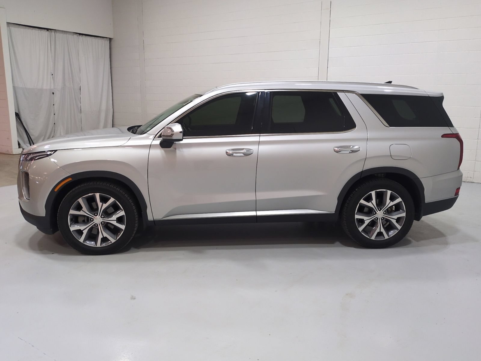 Used 2021 Hyundai Palisade SEL w/ Premium Package AWD/4WD image 6