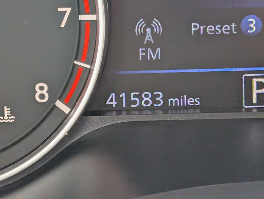 Used 2020 Nissan Altima 2.5 Platinum FWD image 17