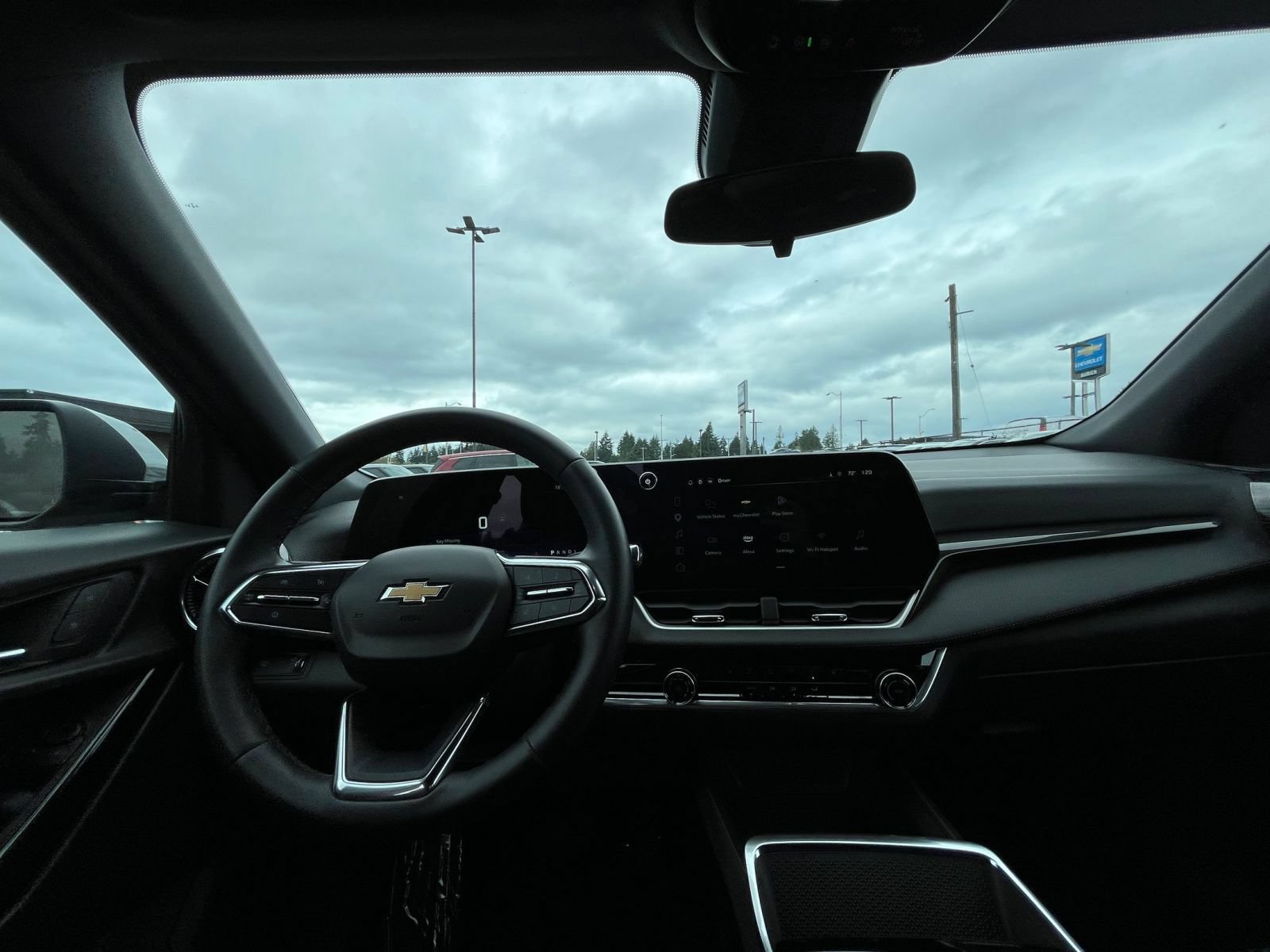 Used 2025 Chevrolet Equinox LT FWD image 33