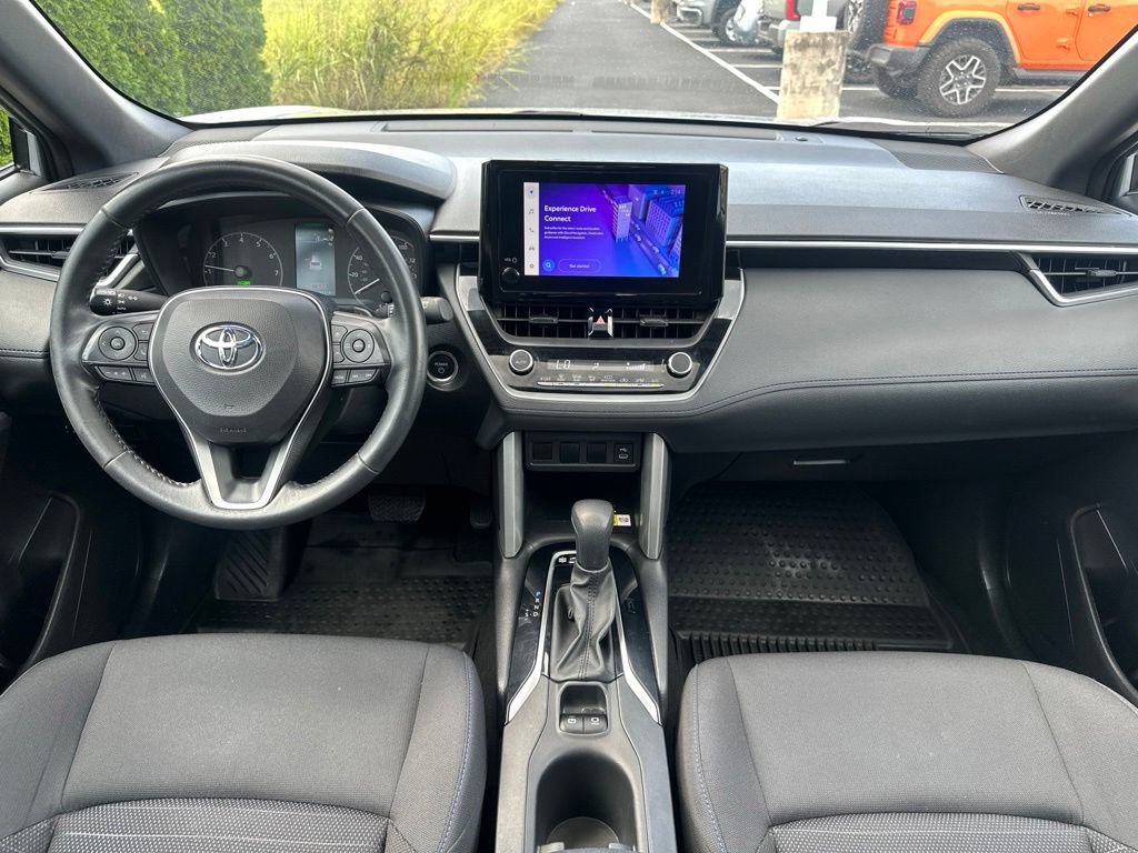 Certified 2023 Toyota Corolla Cross AWD Hybrid w/ Moonroof Package image 27