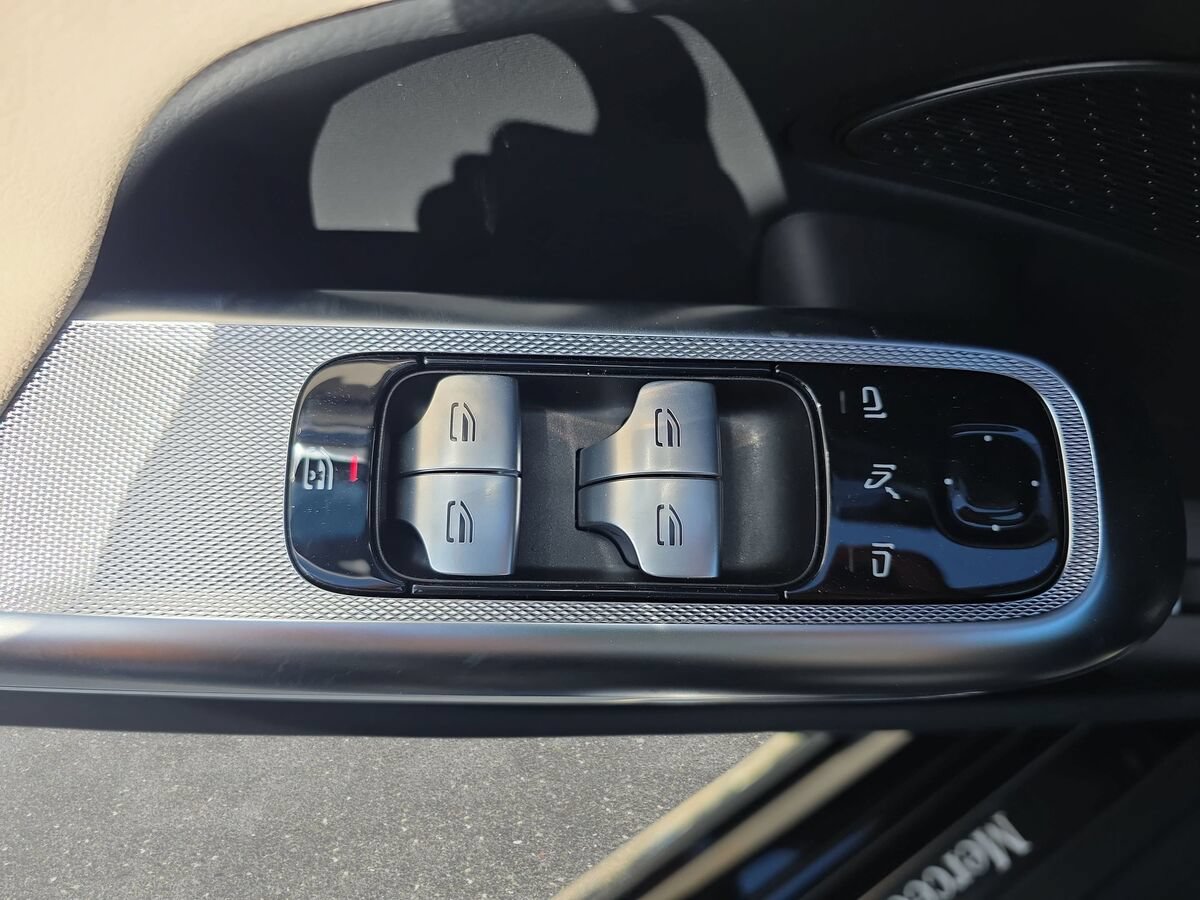 New 2026 Mercedes-Benz E 450 4MATIC Sedan image 27