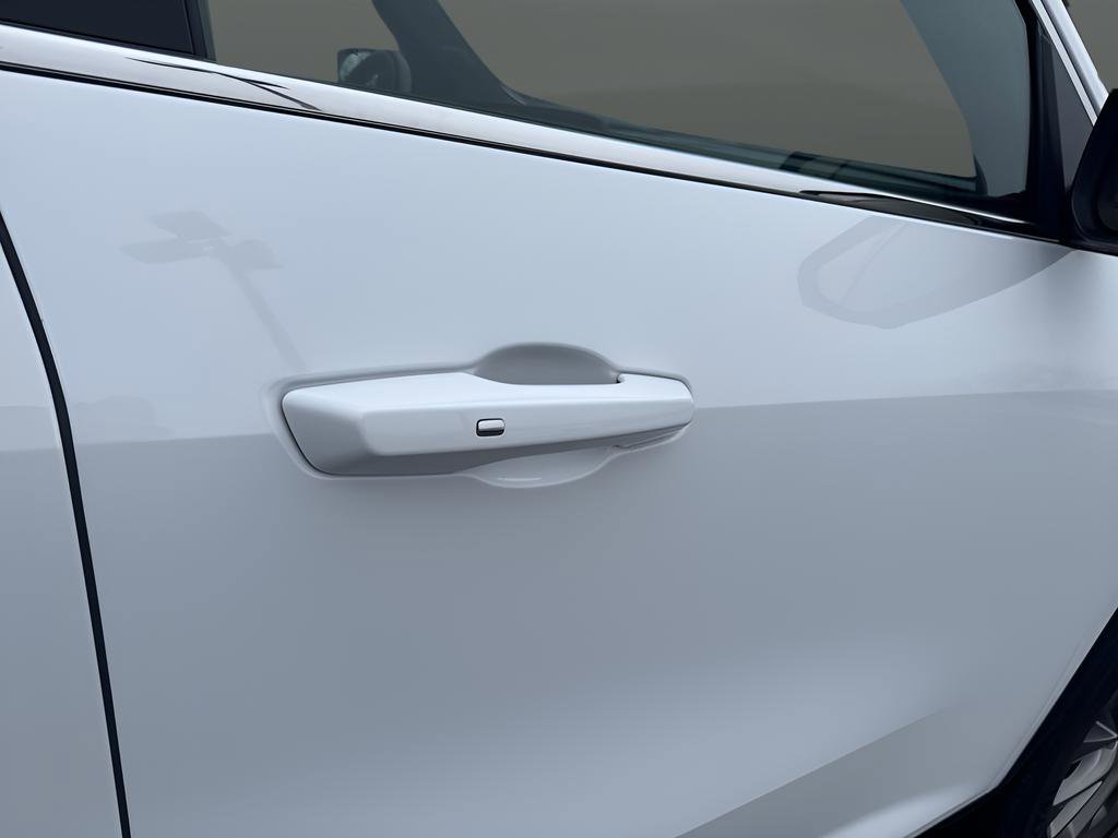 Used 2025 Buick Enclave Preferred image 43