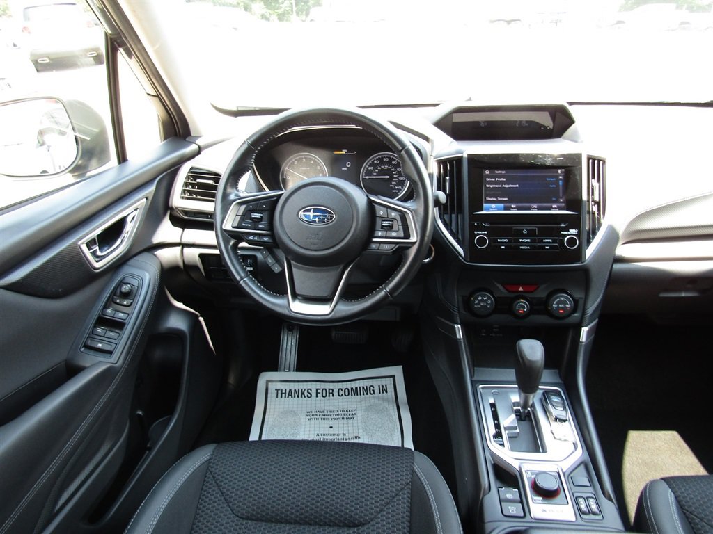 Used 2021 Subaru Forester Premium AWD/4WD image 25