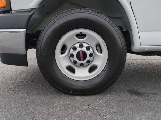 New 2025 GMC Savana 3500 w/ Power Convenience Package image 10