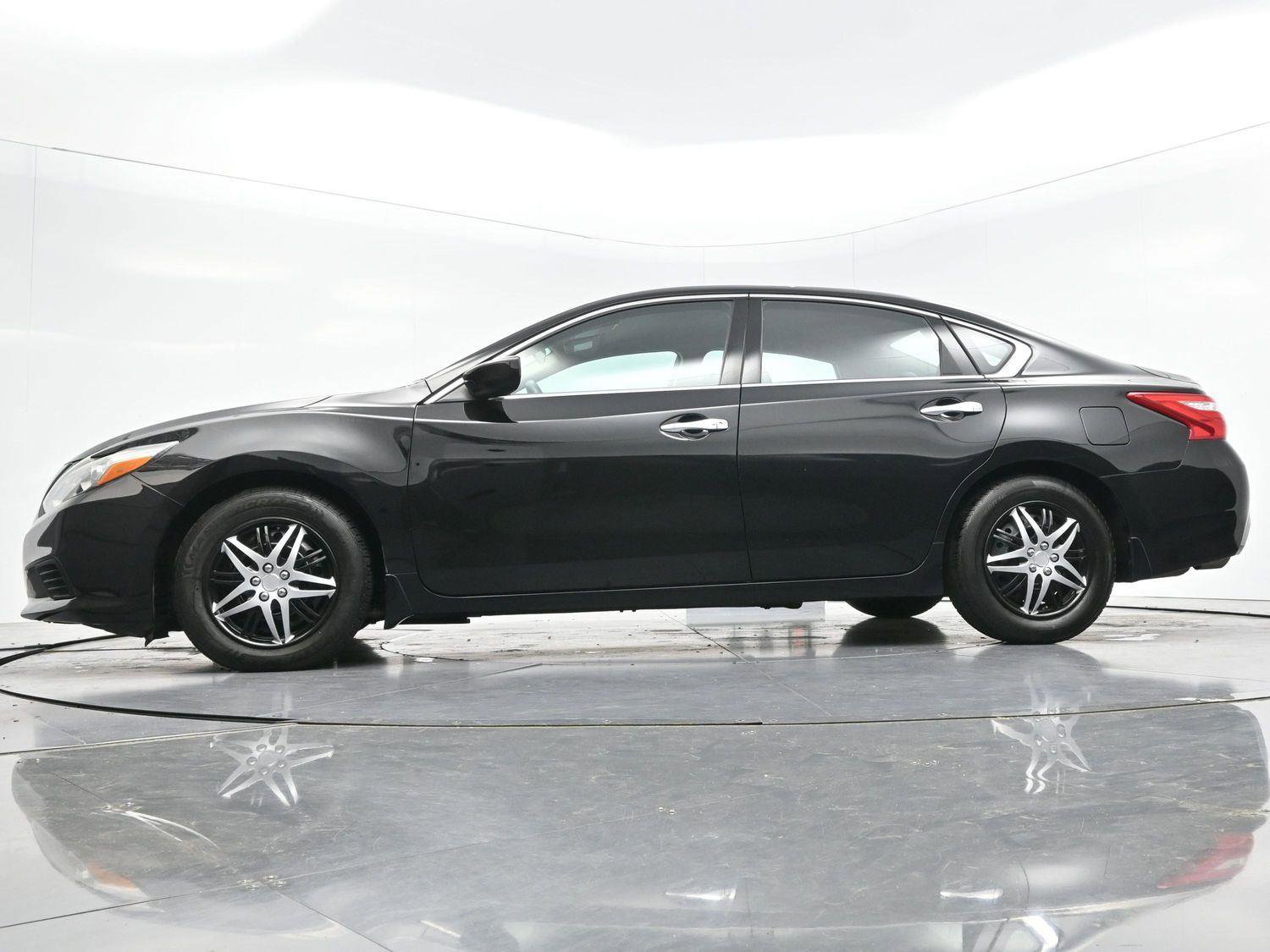 Used 2016 Nissan Altima 2.5 S w/ Power Driver Seat Package image 43