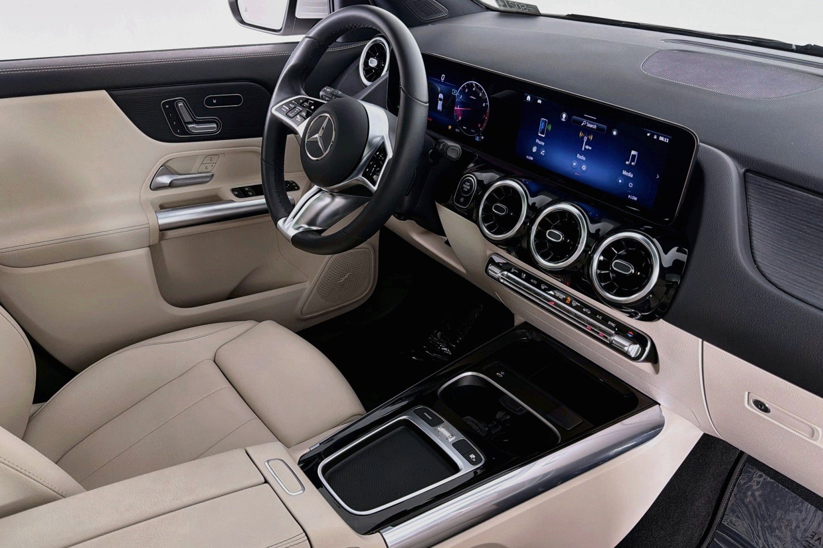 Certified 2026 Mercedes-Benz GLA 250 image 17