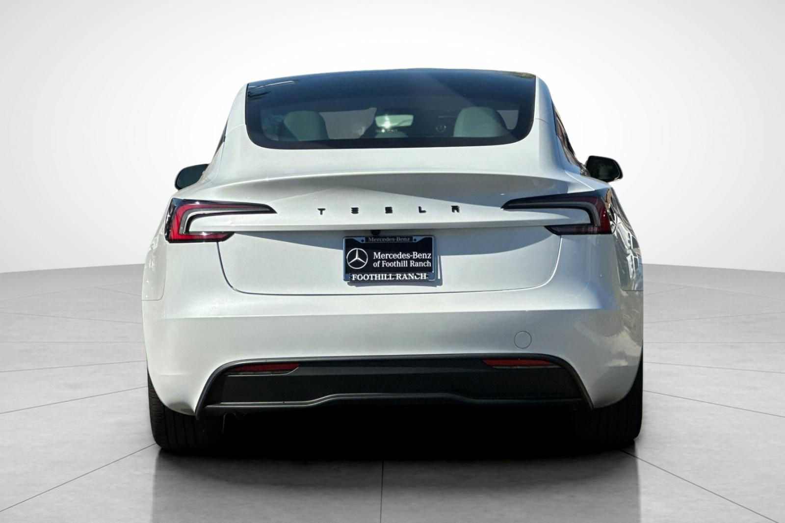 Used 2025 Tesla Model 3 Long Range image 9