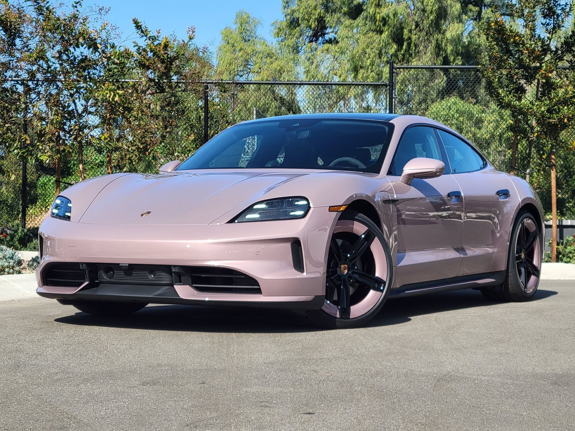 New 2026 Porsche Taycan 4S AWD/4WD image 1