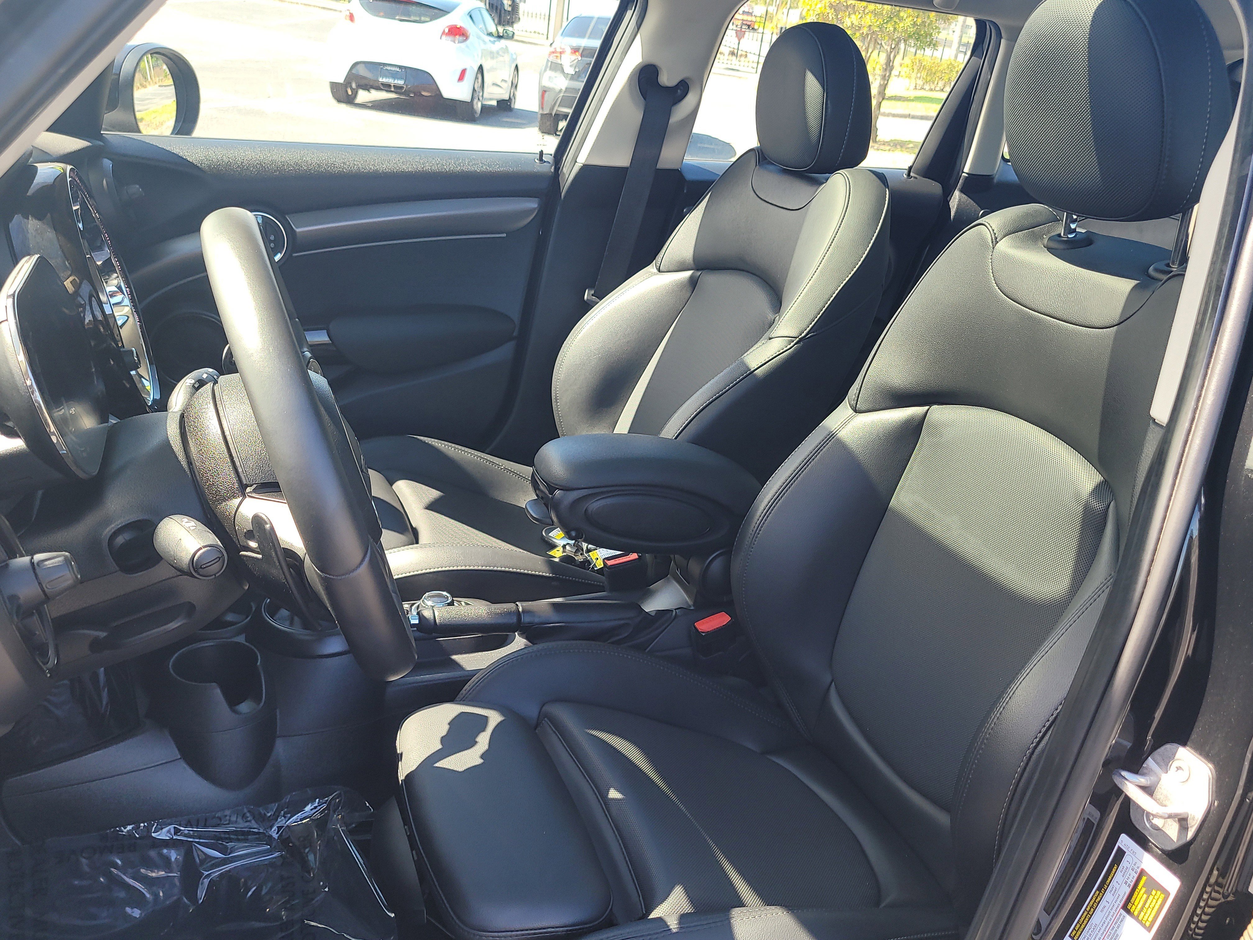 Used 2023 MINI Cooper S image 19