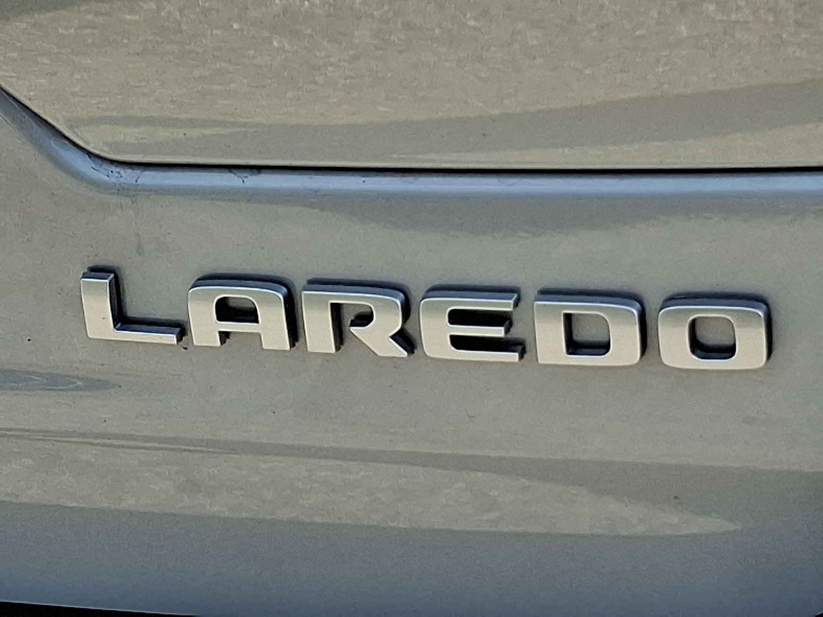 New 2025 Jeep Grand Cherokee Laredo X w/ Luxury Tech Group I image 15