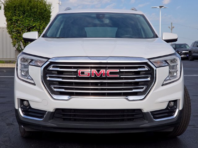 Used 2024 GMC Terrain SLT w/ Infotainment Package II AWD/4WD image 13