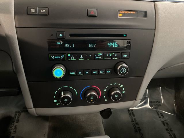 Used 2005 Buick LaCrosse CX image 28