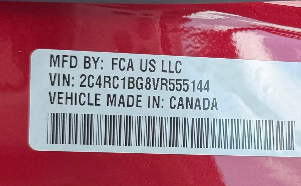 New 2027 Chrysler Pacifica Select w/ Family Tech Group FWD image 38