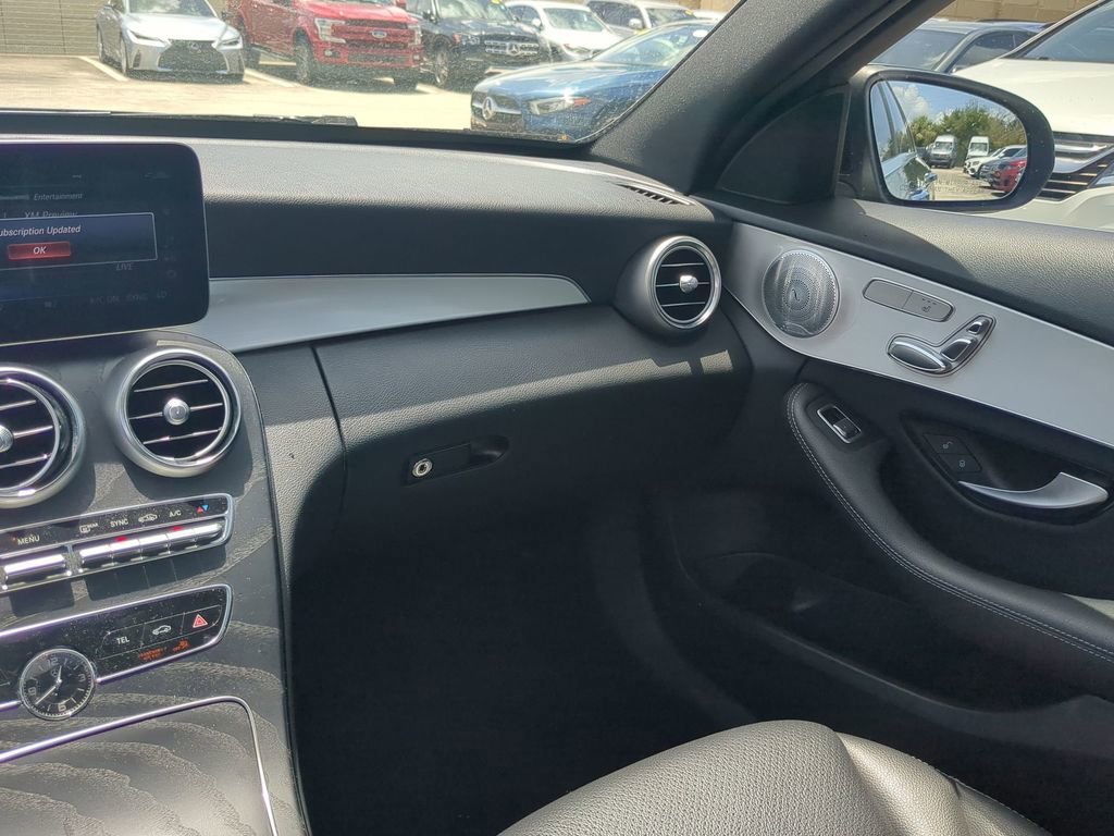 Certified 2021 Mercedes-Benz C 300 Sedan image 4