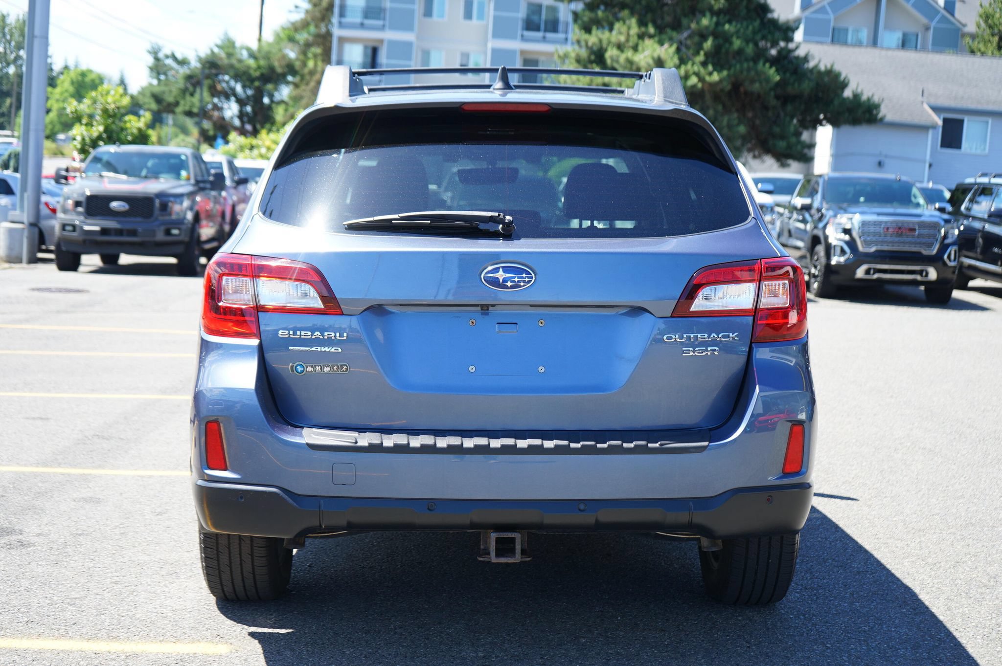 Used 2017 Subaru Outback 3.6R Limited AWD/4WD image 4
