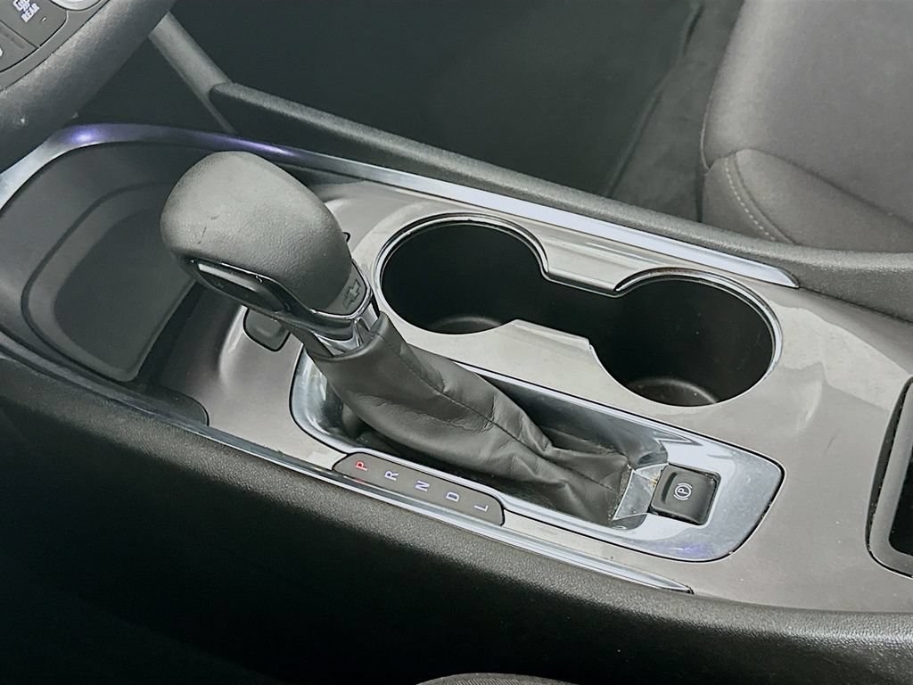 Used 2024 Chevrolet Malibu LT FWD image 16