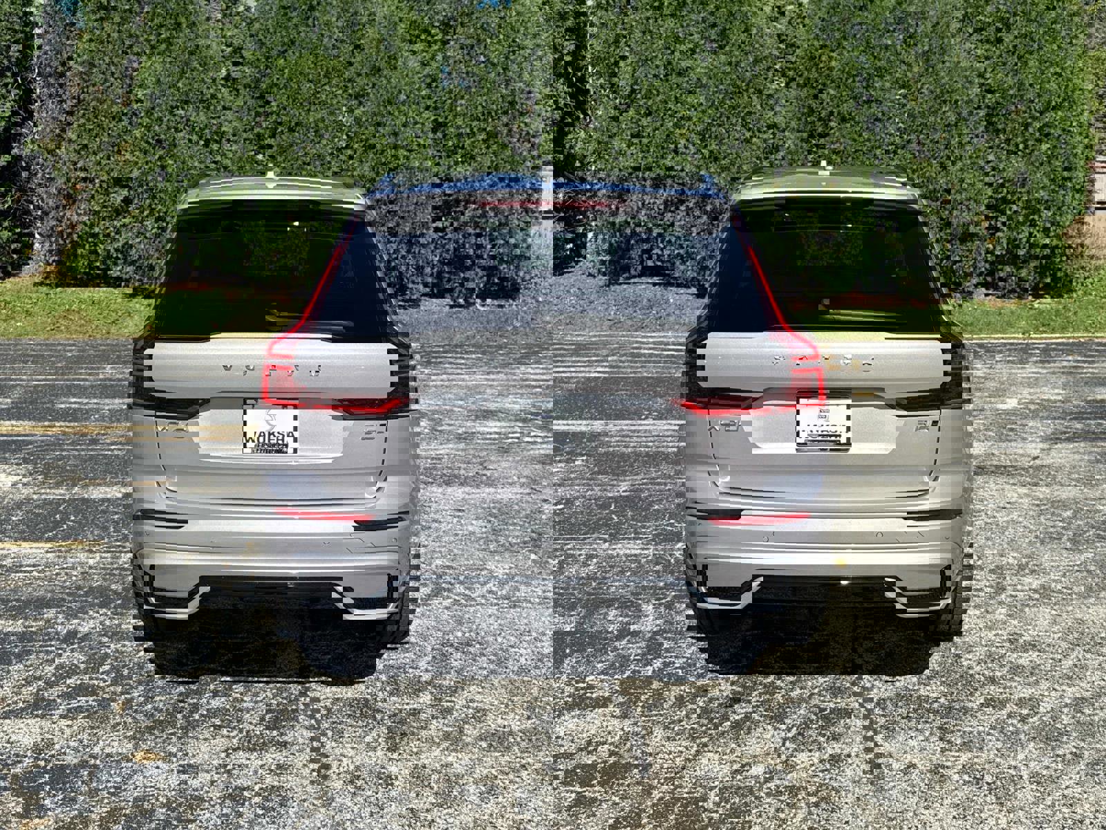 New 2026 Volvo XC60 B5 Ultra w/ Climate Package image 6