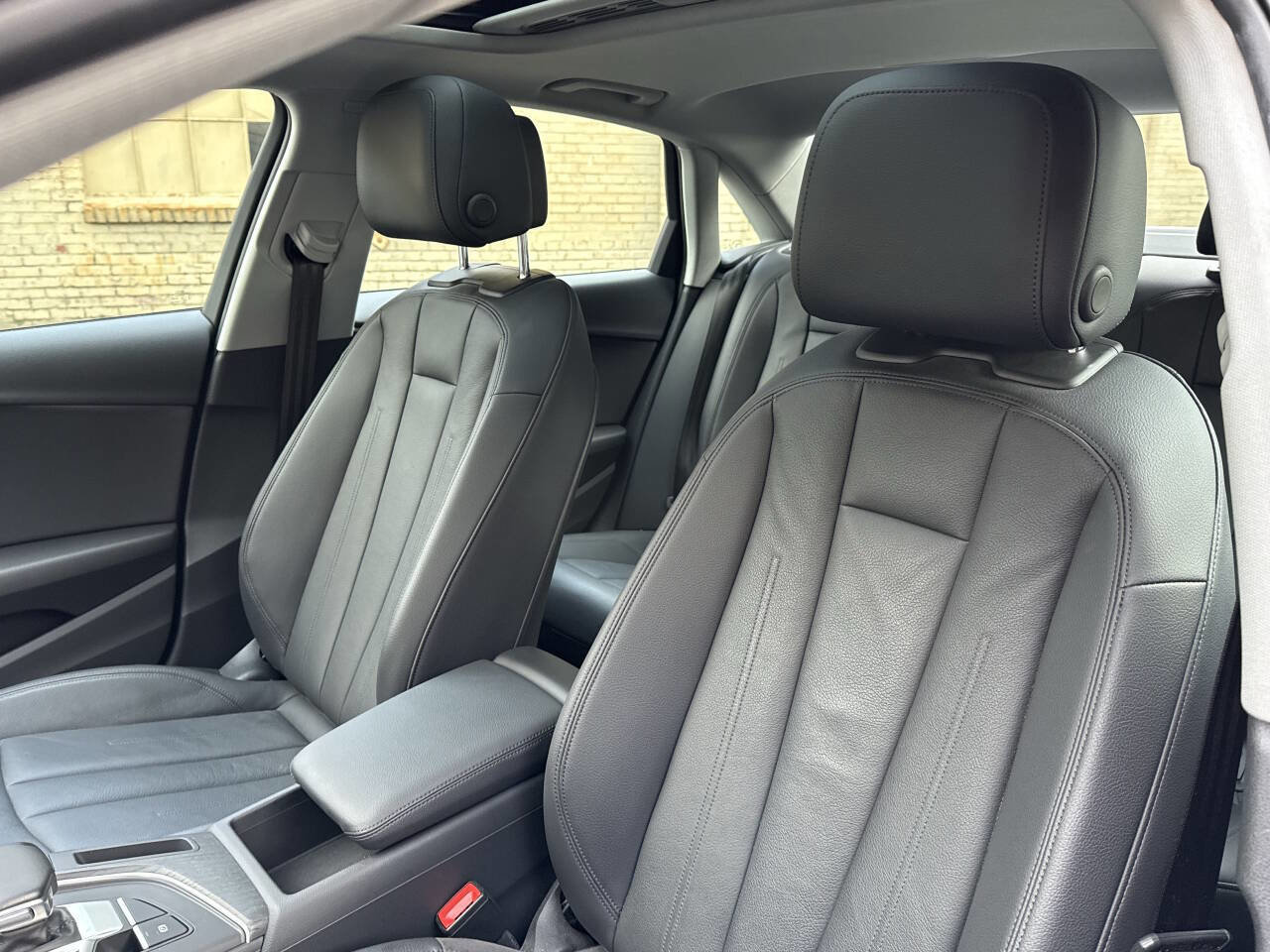 Used 2017 Audi A4 2.0T Premium Plus image 31