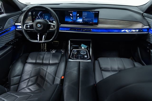 Certified 2023 BMW 760i xDrive w/ Executive Package AWD/4WD image 21