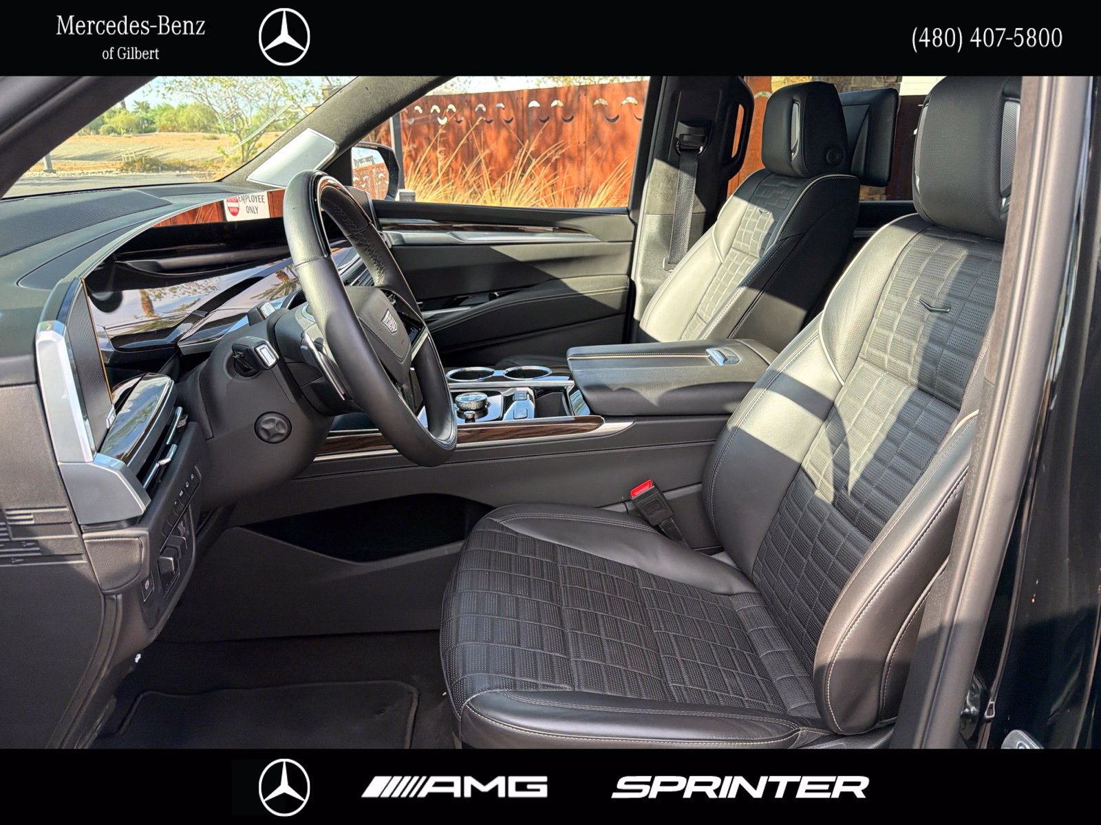 Used 2025 Cadillac Escalade ESV Sport Platinum AWD/4WD image 10