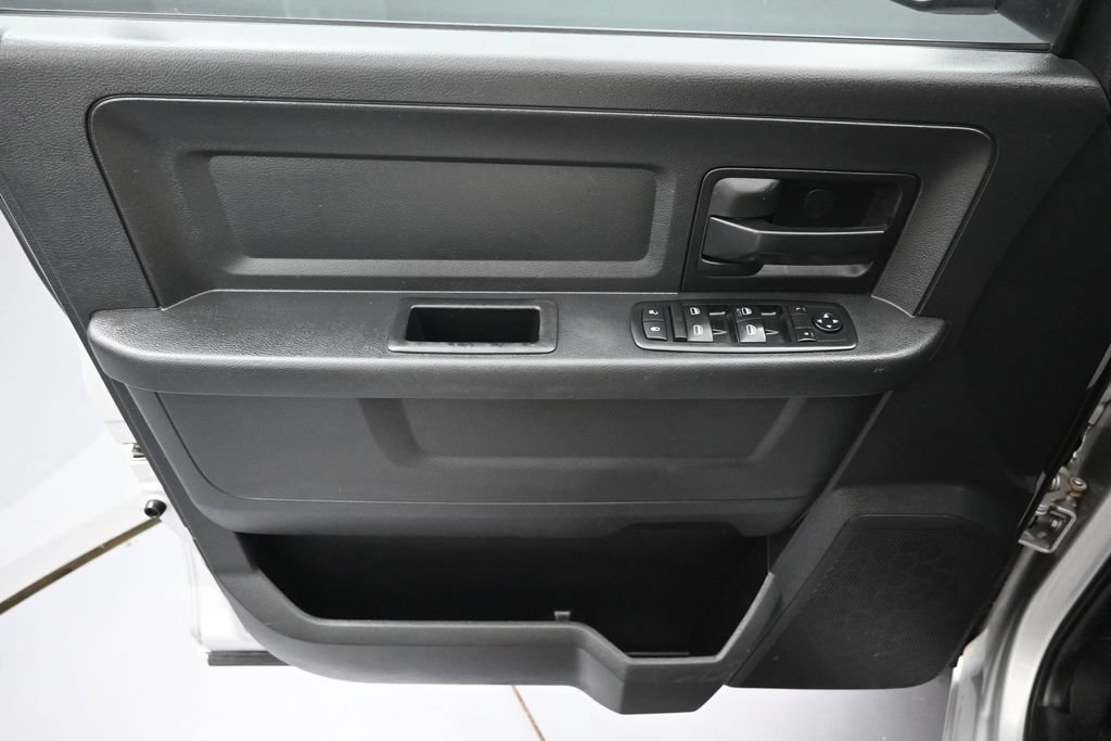 Used 2015 RAM 1500 Tradesman w/ Popular Equipment Group AWD/4WD image 18