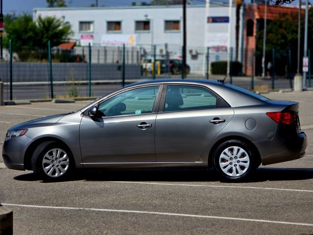 Used 2012 Kia Forte EX image 11