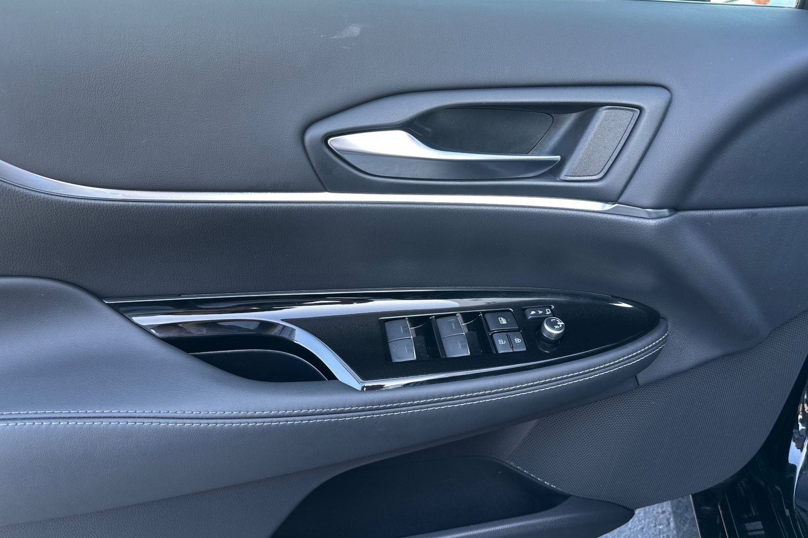 Used 2022 Toyota Mirai XLE image 15