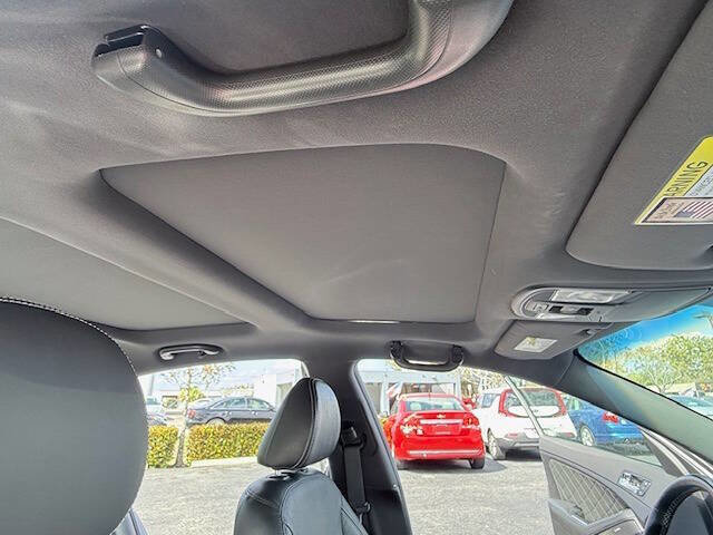 Used 2015 Kia Optima SX image 16