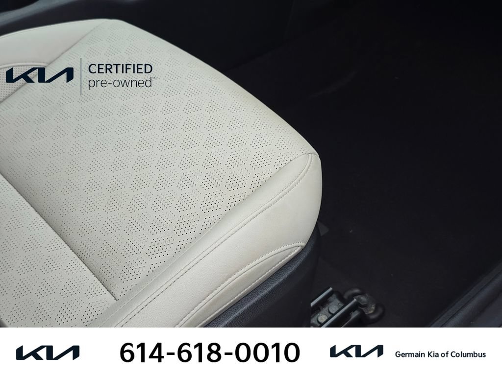 Certified 2023 Kia Seltos SX w/ SX Sunroof Package AWD/4WD image 27