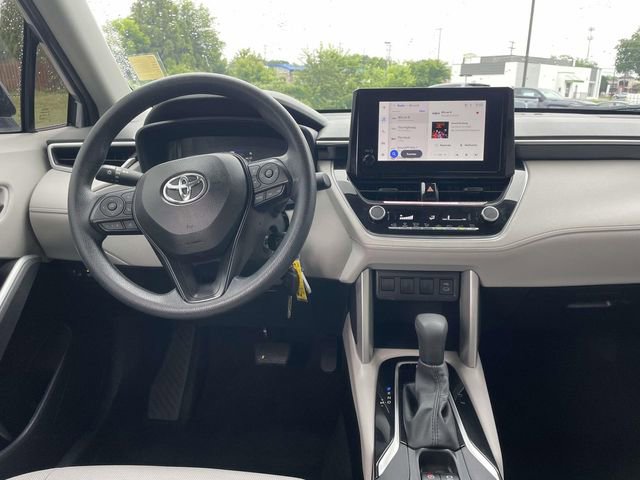 Used 2024 Toyota Corolla Cross L FWD image 22