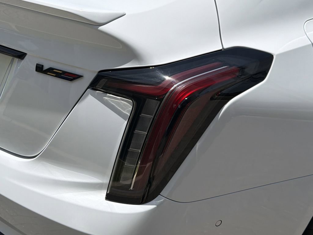Used 2025 Cadillac CT5 V RWD image 8