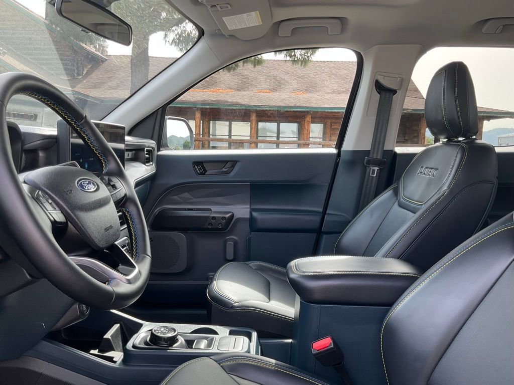 Used 2025 Ford Maverick Lobo image 43