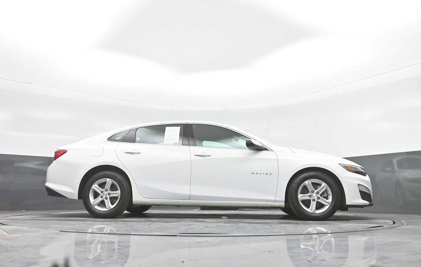 Used 2022 Chevrolet Malibu LS w/ Driver Confidence Package II image 36
