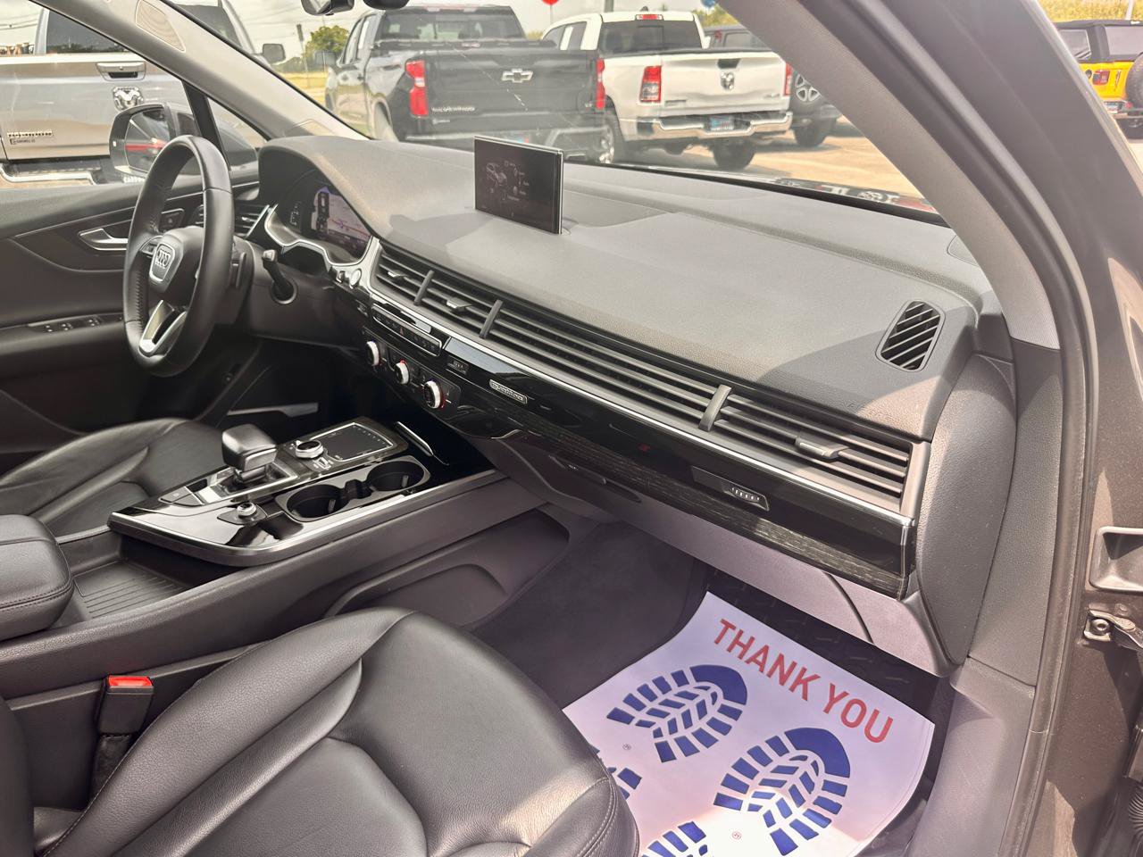 Used 2018 Audi Q7 3.0T Premium Plus w/ Premium Plus Package AWD/4WD image 15