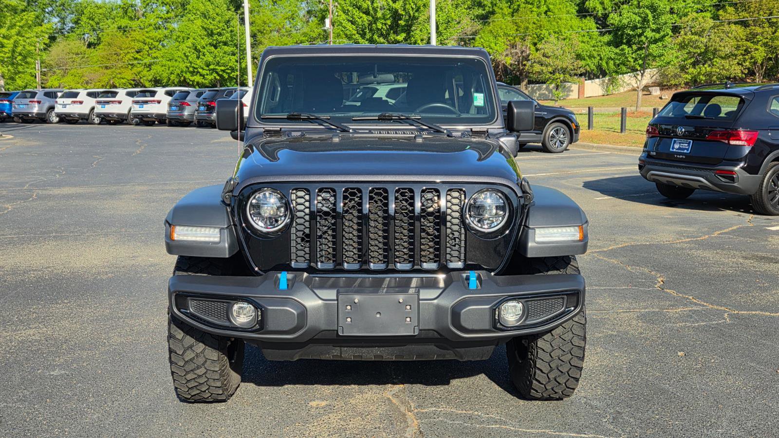 Used 2023 Jeep Wrangler Unlimited w/ Cold Weather Group image 11