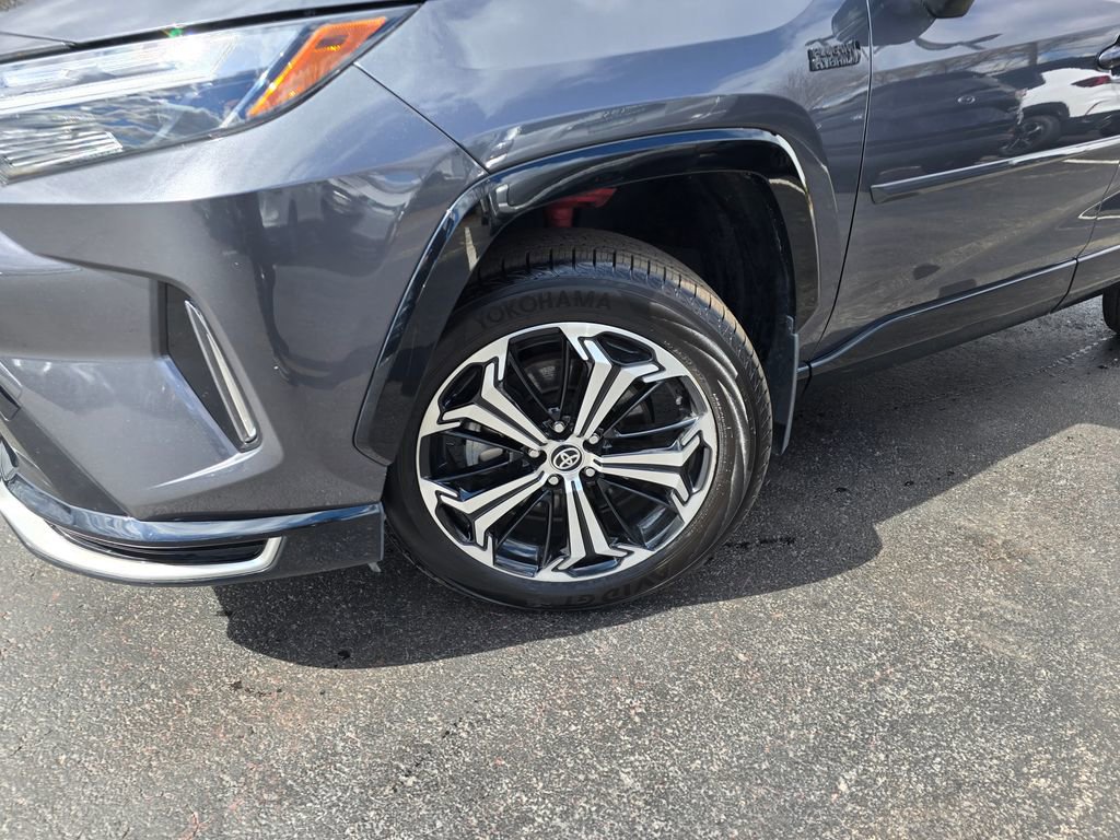 Used 2023 Toyota RAV4 XSE w/ Weather Package AWD/4WD image 2