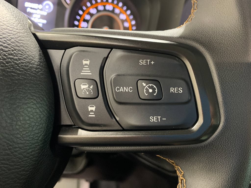 Used 2024 Jeep Wrangler Unlimited Sport AWD/4WD image 11