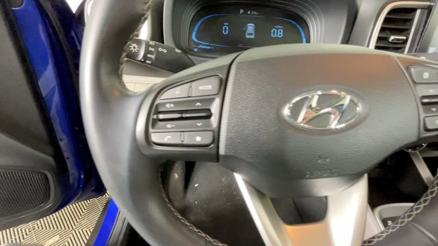 Used 2023 Hyundai Venue SEL FWD image 26