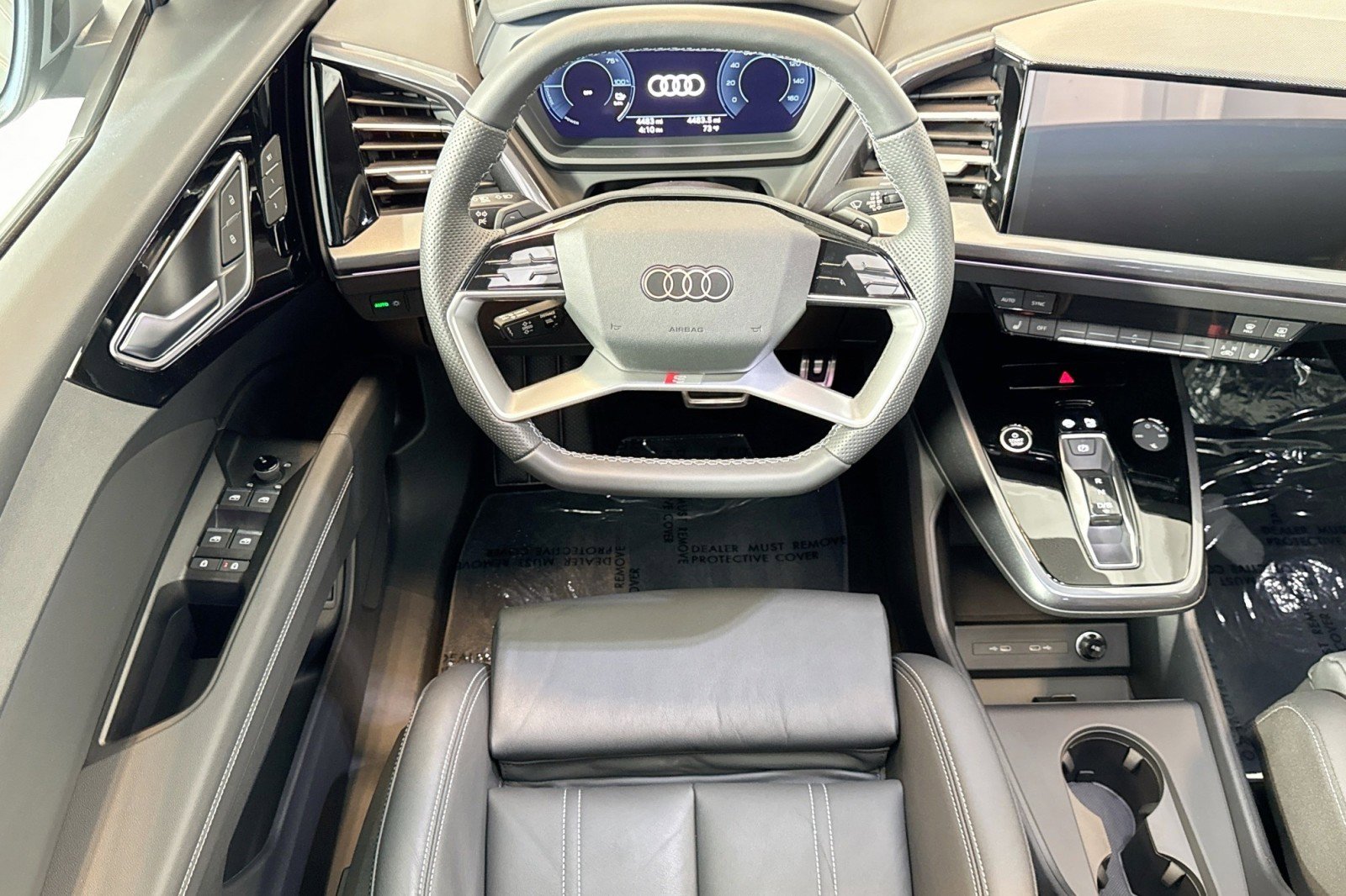 Used 2025 Audi Q4 e-tron Premium Plus w/ Premium Plus image 21